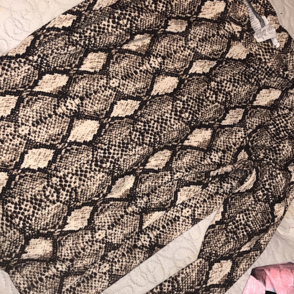 Long sleeve cheetah print shirt
